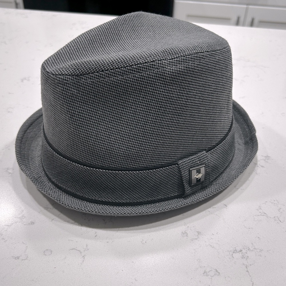 Peter Grimm (1963) True Character Follow the Rabbit Grey Fedora Hat